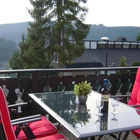 Welcome In - In Winterberg-niedersfeld Met Balkon En Berging *