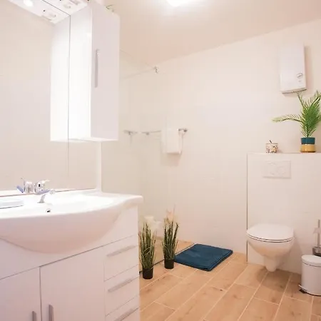 Welcome In - In Winterberg-niedersfeld Met Balkon En Berging Apartment Winterberg